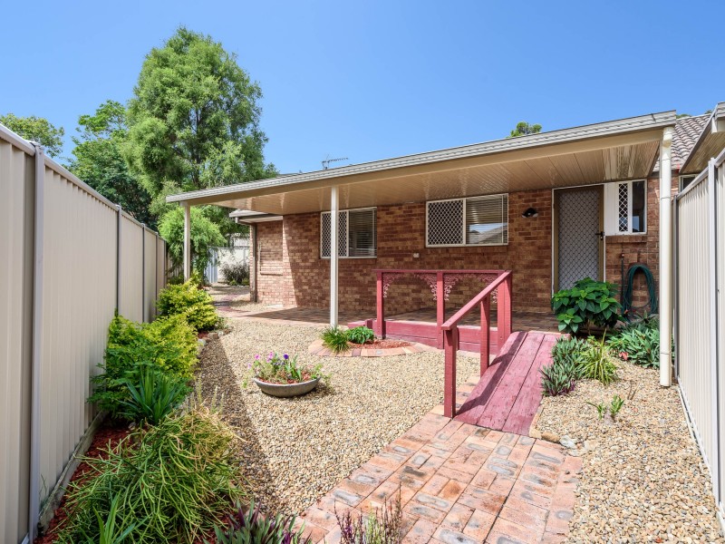 2/14 Hentdale Court, Labrador QLD 4215