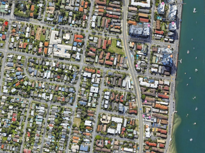 166 Turpin Road, Labrador QLD 4215