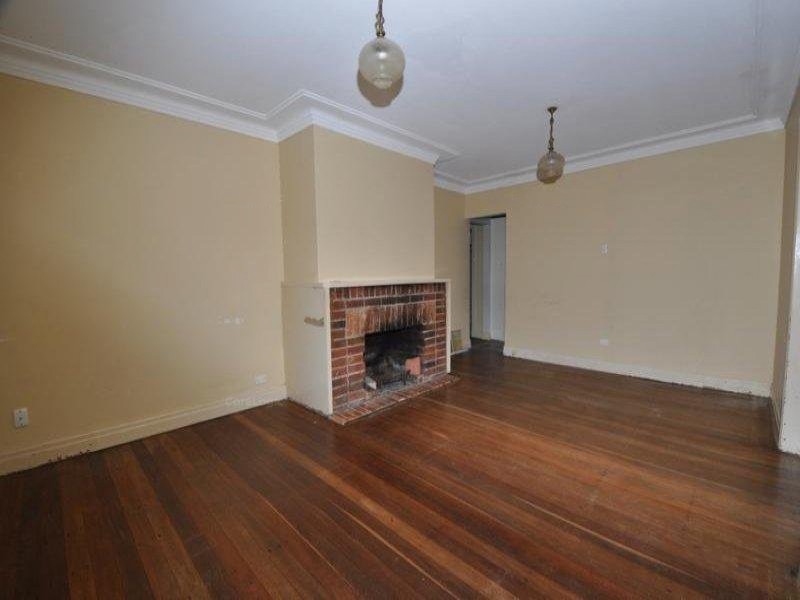 166 Turpin Road, Labrador QLD 4215