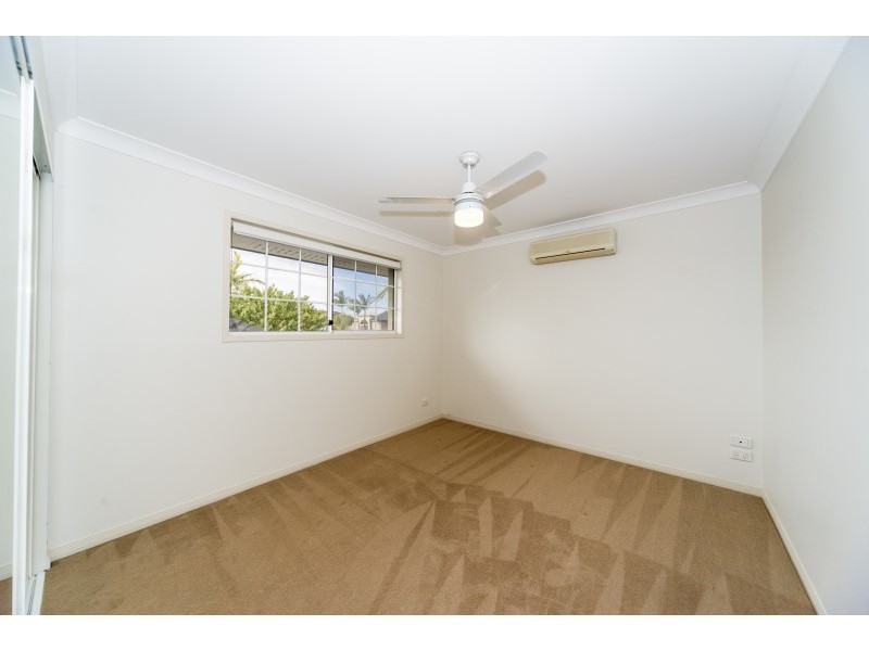 7 Cherry Alder Court, Arundel QLD 4214