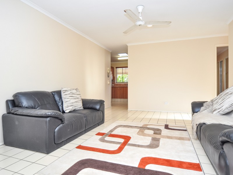 2/3 Hentdale Court, Labrador QLD 4215