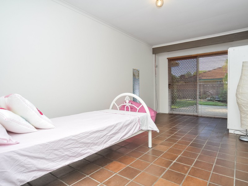 2/3 Hentdale Court, Labrador QLD 4215
