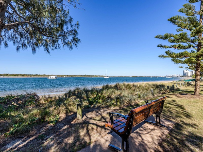 10/444 Marine Parade, Biggera Waters QLD 4216