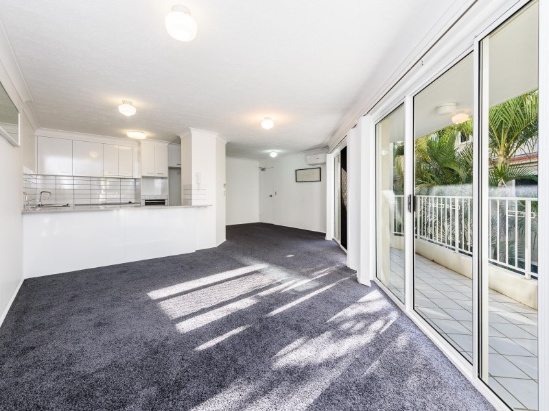 10/444 Marine Parade, Biggera Waters QLD 4216