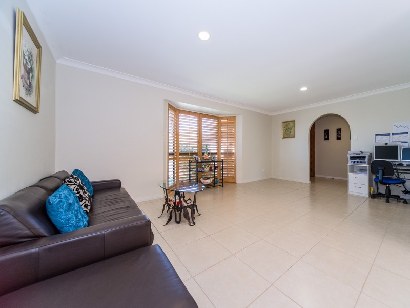 43 Melbourne Road, Arundel QLD 4214