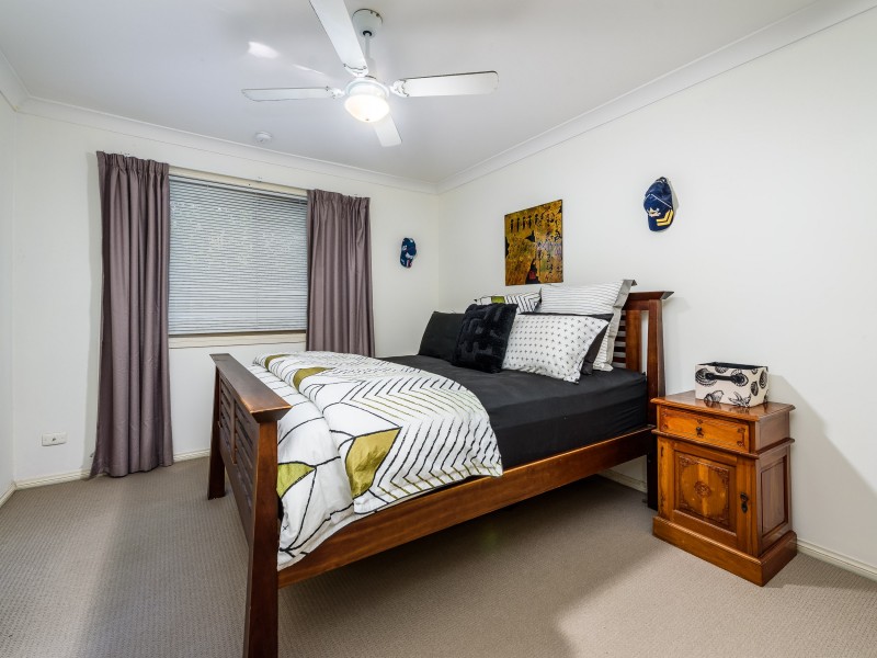 25 Jack Nicklaus Way, Parkwood QLD 4214