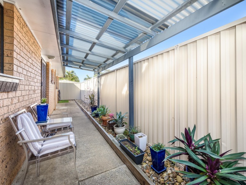 1/12 Davebill Court, Labrador QLD 4215
