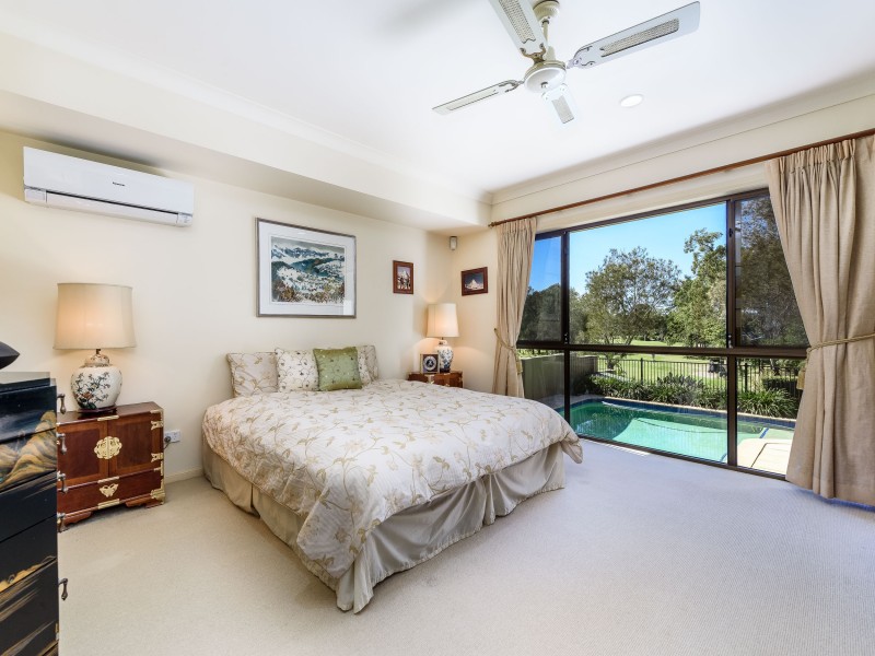 53 Chichester Drive, Arundel QLD 4214
