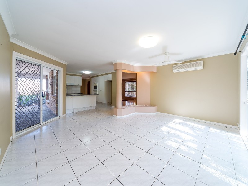 19 Rebbechi Court, Parkwood QLD 4214
