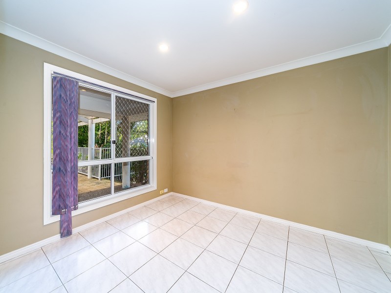 19 Rebbechi Court, Parkwood QLD 4214