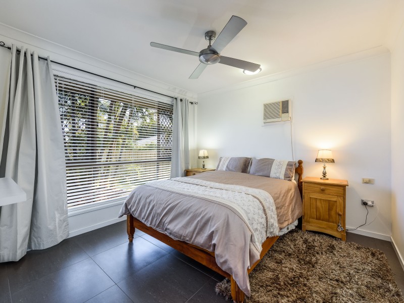 5 Bulla Court, Arundel QLD 4214