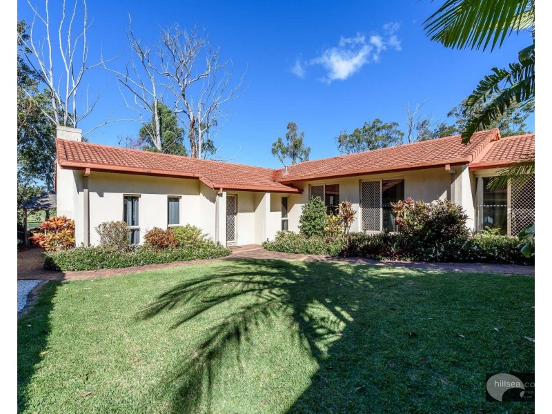 42 Peter Thomson Drive, Parkwood QLD 4214