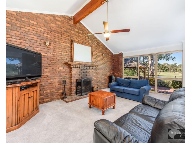 42 Peter Thomson Drive, Parkwood QLD 4214