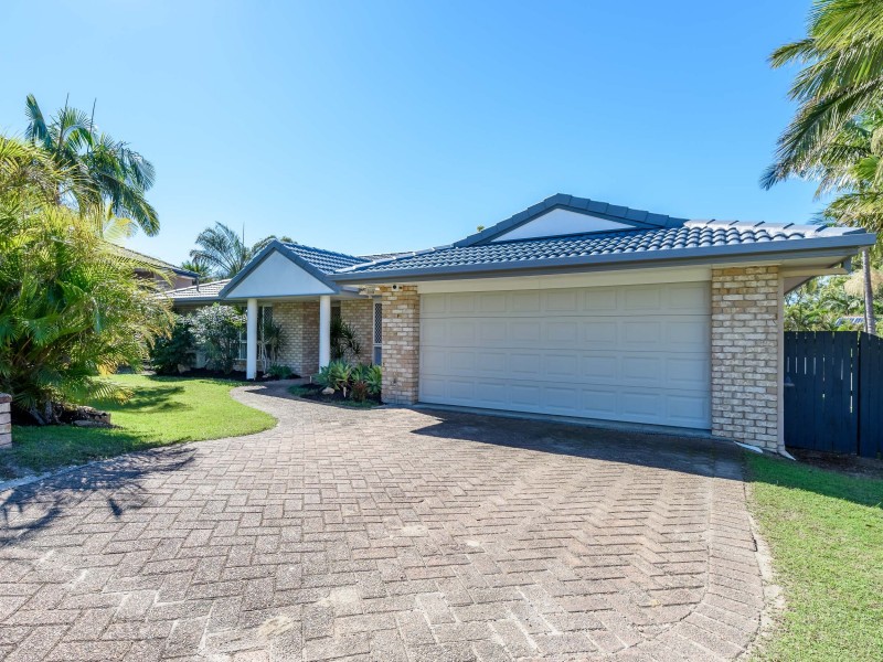 13 Hirono Court, Parkwood QLD 4214