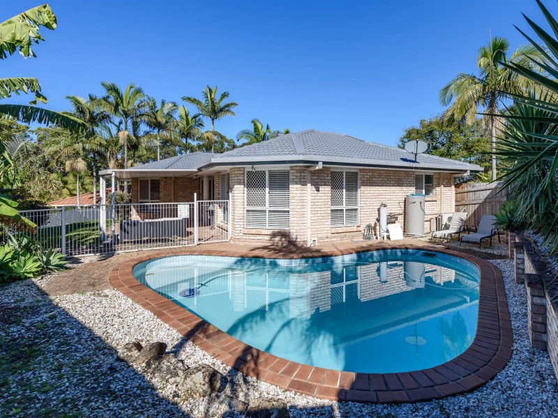 13 Hirono Court, Parkwood QLD 4214