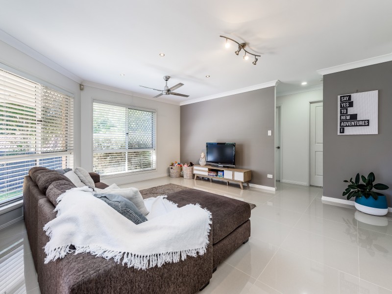 13 Hirono Court, Parkwood QLD 4214