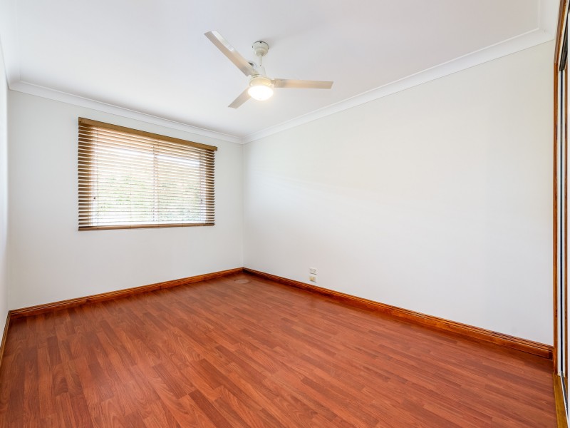 5 Open Drive, Arundel QLD 4214