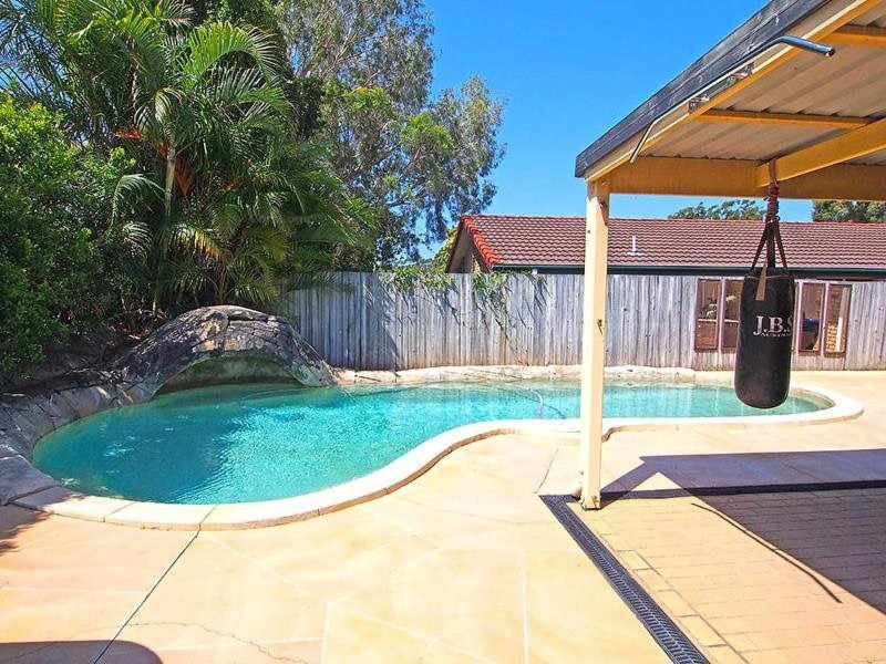 17 Inverness Way, Parkwood QLD 4214
