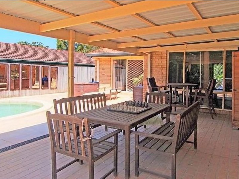 17 Inverness Way, Parkwood QLD 4214