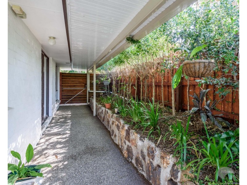 2/24 Cannington Place, Helensvale QLD 4212