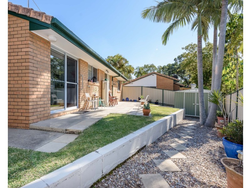 2/35 McMillan Street, Labrador QLD 4215
