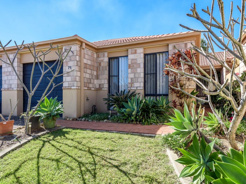 71/24 Amsonia Court, Arundel QLD 4214