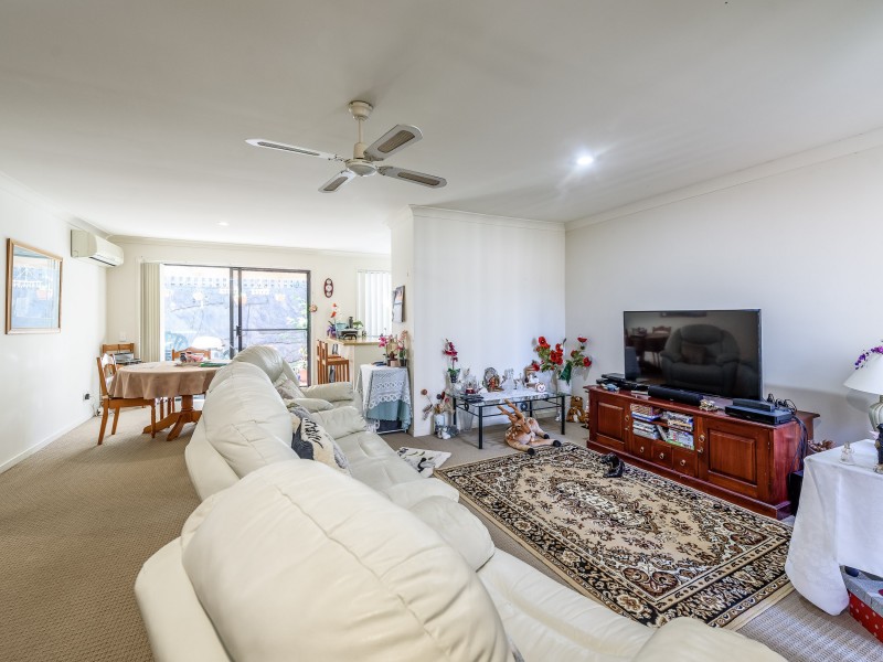 71/24 Amsonia Court, Arundel QLD 4214