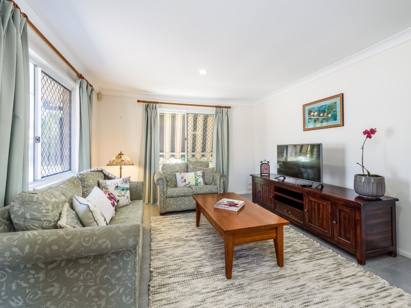 1/11 Coventry Court, Labrador QLD 4215