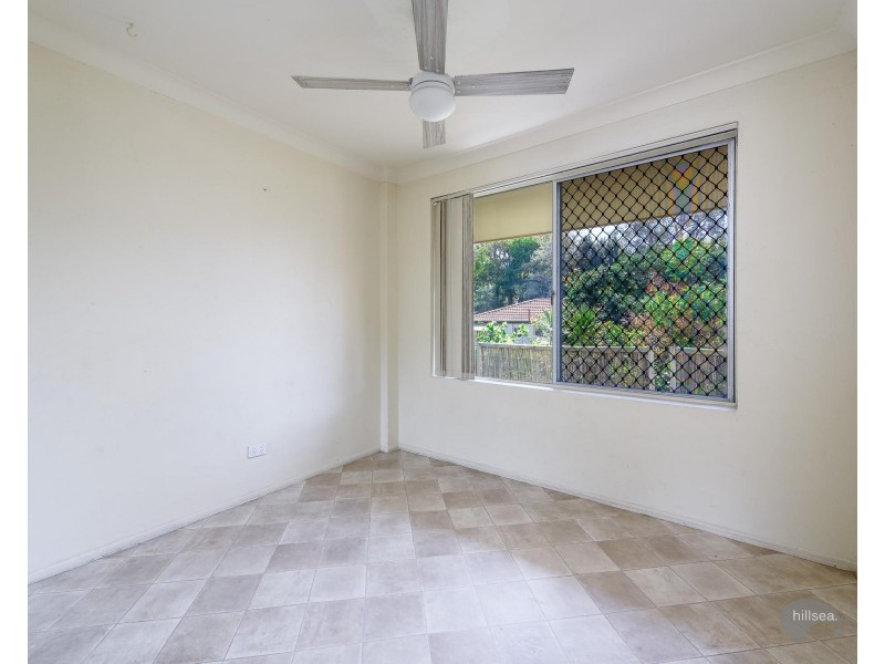 8 Clayton Street, Labrador QLD 4215