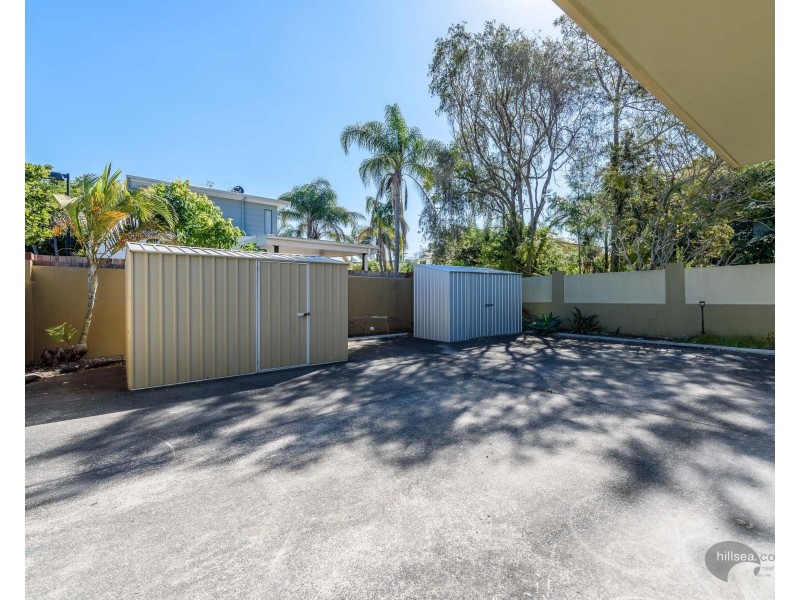 8 Clayton Street, Labrador QLD 4215