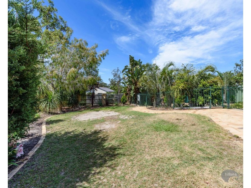 39 Dromana Crescent, Helensvale QLD 4212