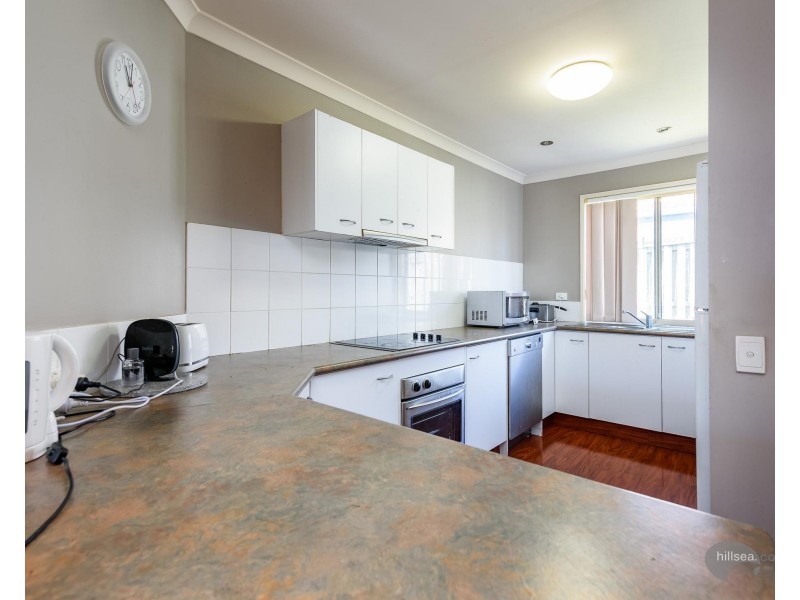 3 Etelka Way, Arundel QLD 4214