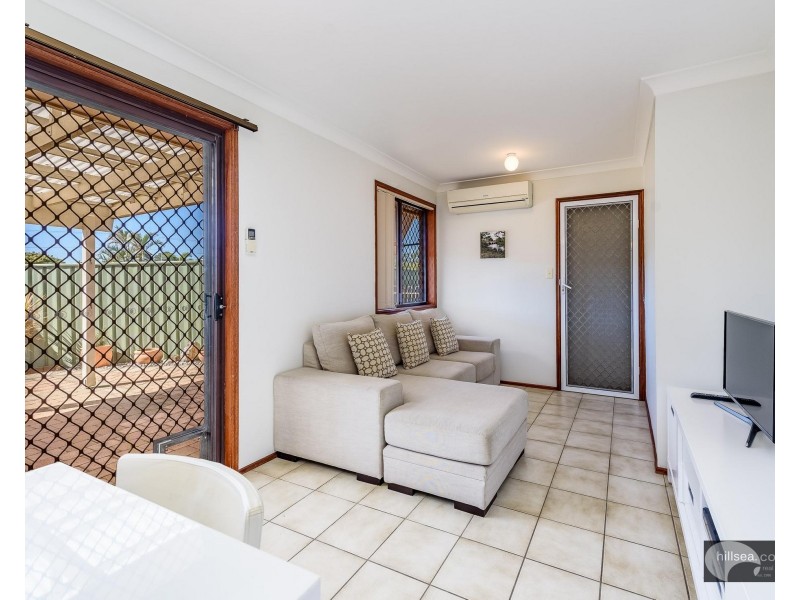 2 Essendon Close, Arundel QLD 4214