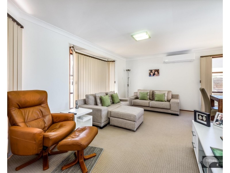 2 Essendon Close, Arundel QLD 4214