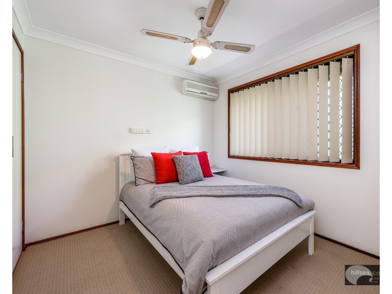 2 Essendon Close, Arundel QLD 4214