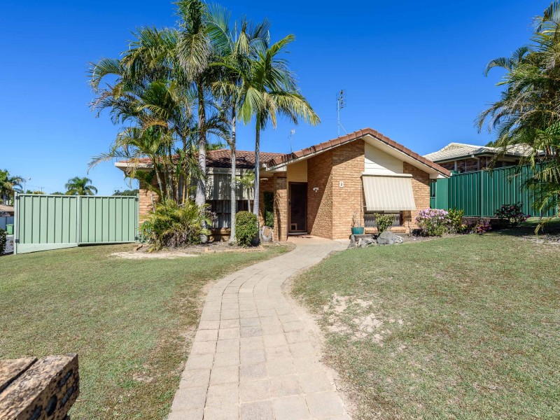 2 Essendon Close, Arundel QLD 4214
