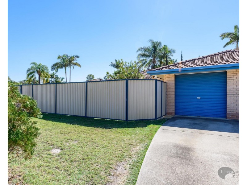 2/5 Elm Court, Labrador QLD 4215