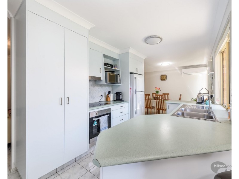 1/17 Jenaya Place, Labrador QLD 4215