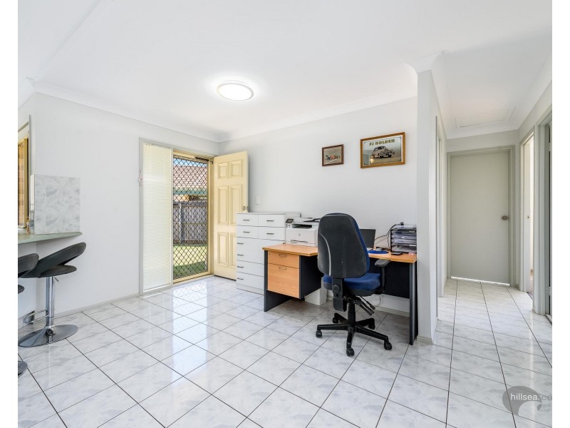 1/17 Jenaya Place, Labrador QLD 4215