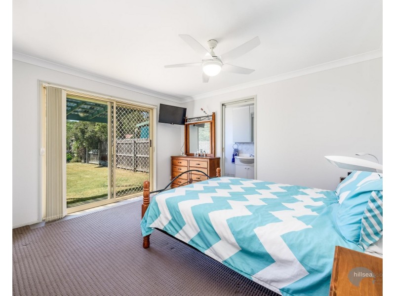 1/17 Jenaya Place, Labrador QLD 4215