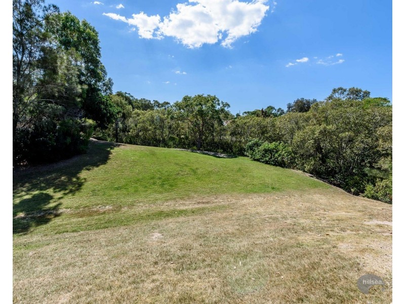 1/17 Jenaya Place, Labrador QLD 4215