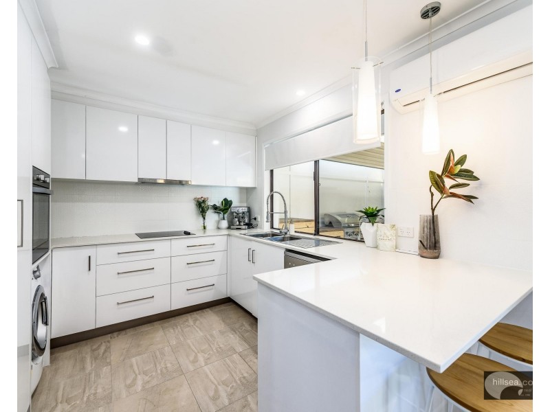 1/12 Telopea Street, Labrador QLD 4215