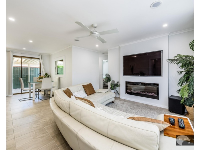 1/12 Telopea Street, Labrador QLD 4215