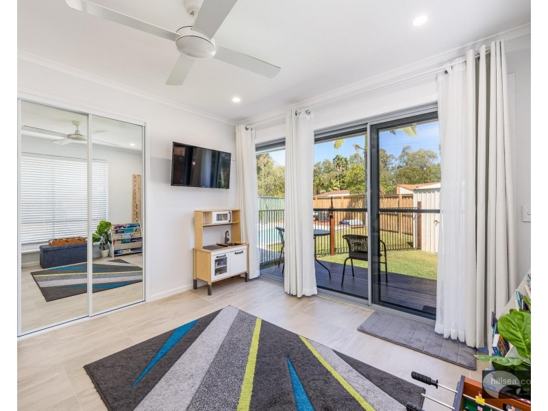 1/12 Telopea Street, Labrador QLD 4215