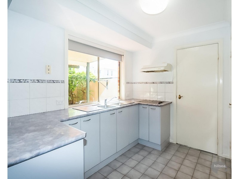 10/33 Government Road, Labrador QLD 4215