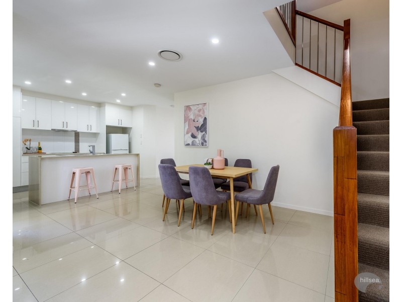 1/7 Penrock Parade, Labrador QLD 4215