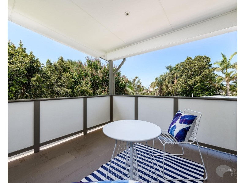 1/7 Penrock Parade, Labrador QLD 4215