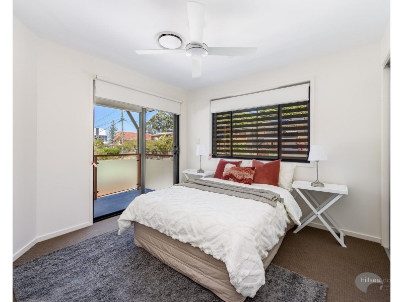 1/7 Penrock Parade, Labrador QLD 4215