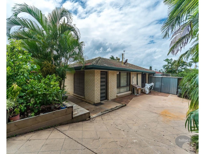1/3 Botanical Drive, Labrador QLD 4215