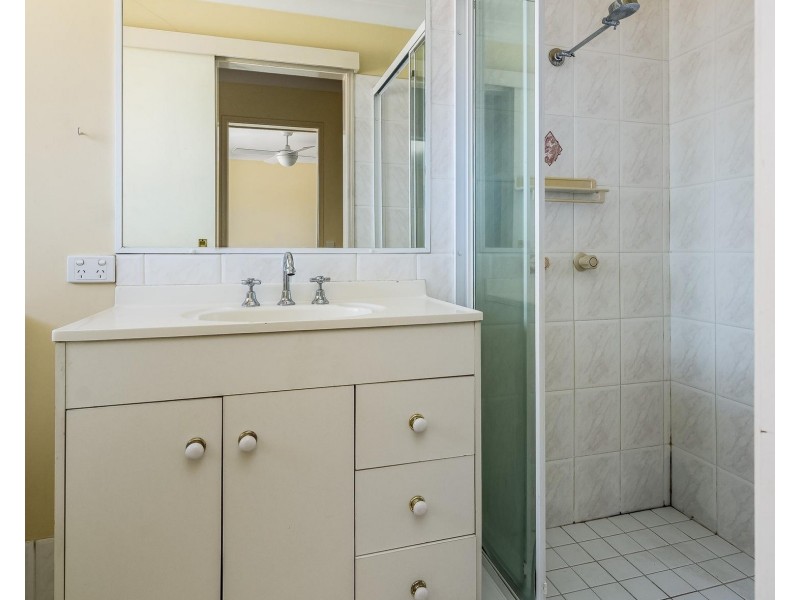 6 Sutton Court, Parkwood QLD 4214